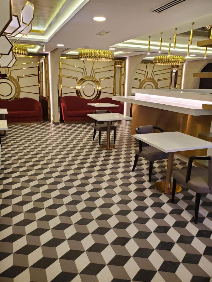 The B Premiere Hotel Doha Buitenkant foto